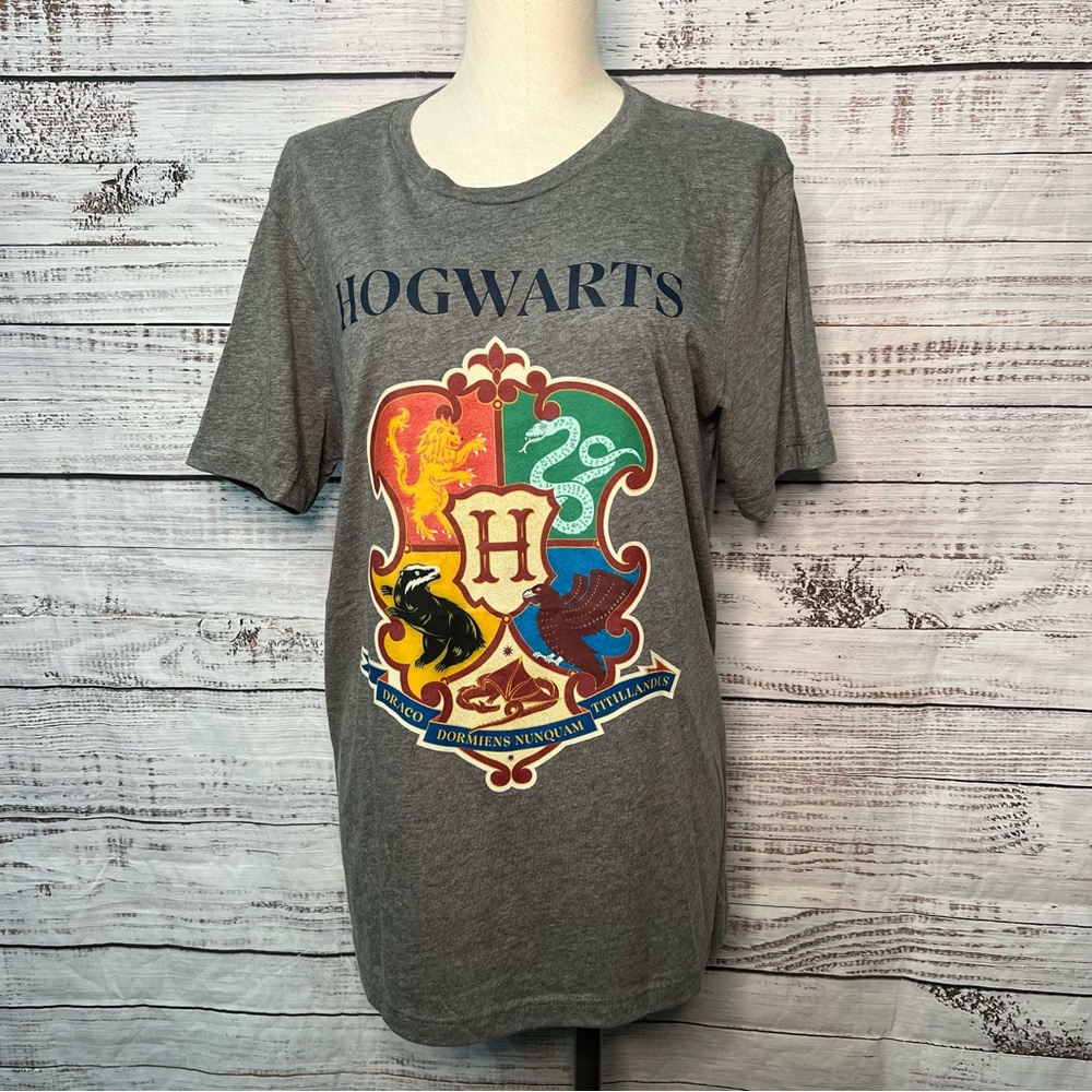 Harry Potter Hogwarts School Crest T shirt Unisex‎ Large NEW